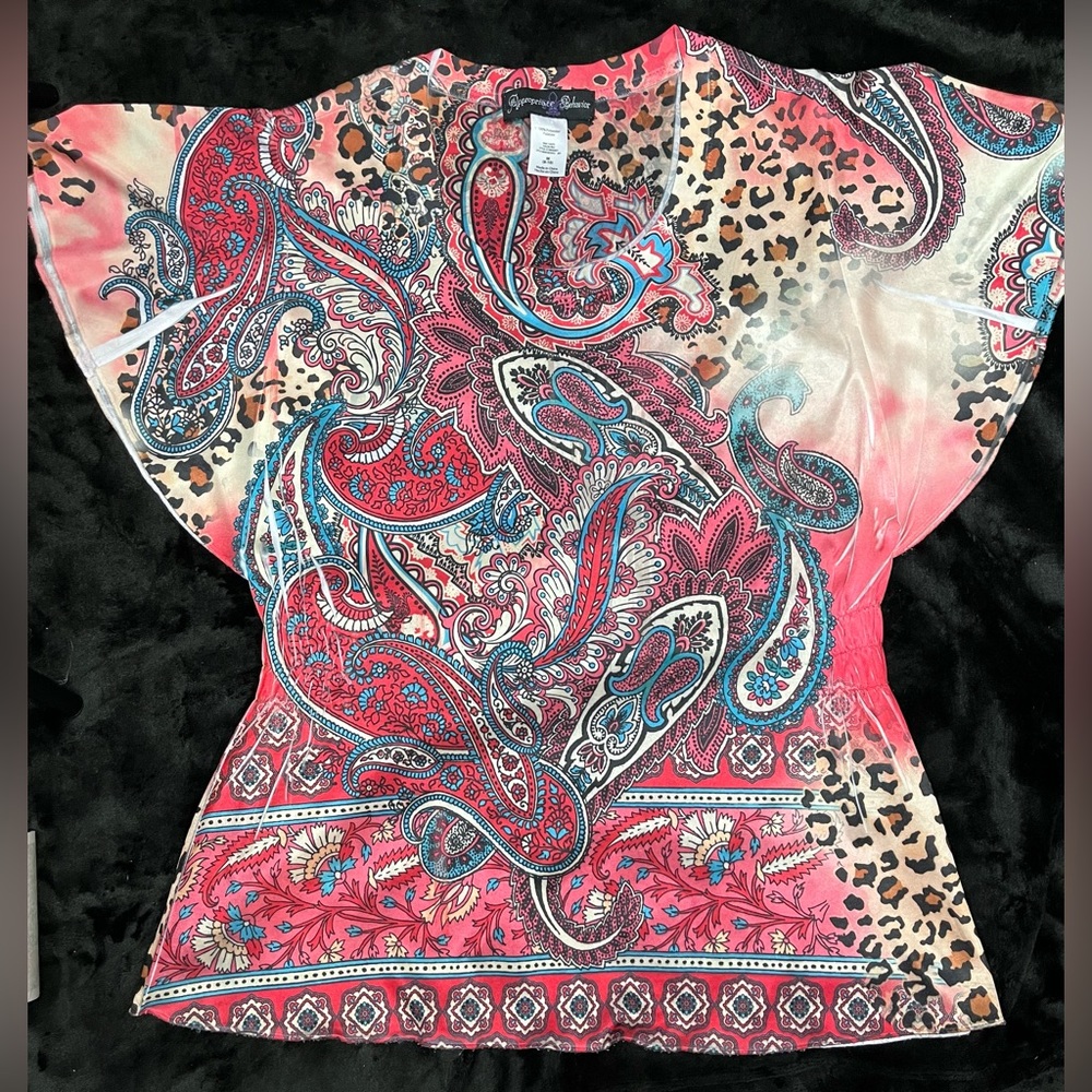 Cute Appropriate Behavior top! - Picture 3 of 6